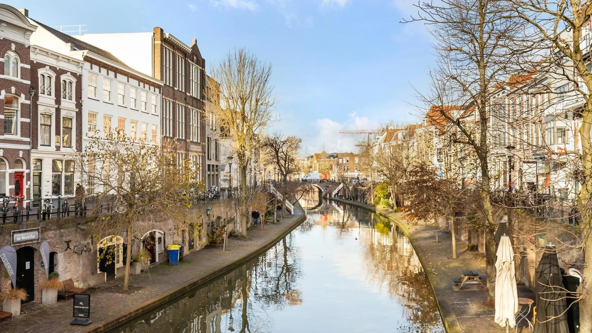 4P Unique Canal Apartment A Location In Utrecht Netherlands