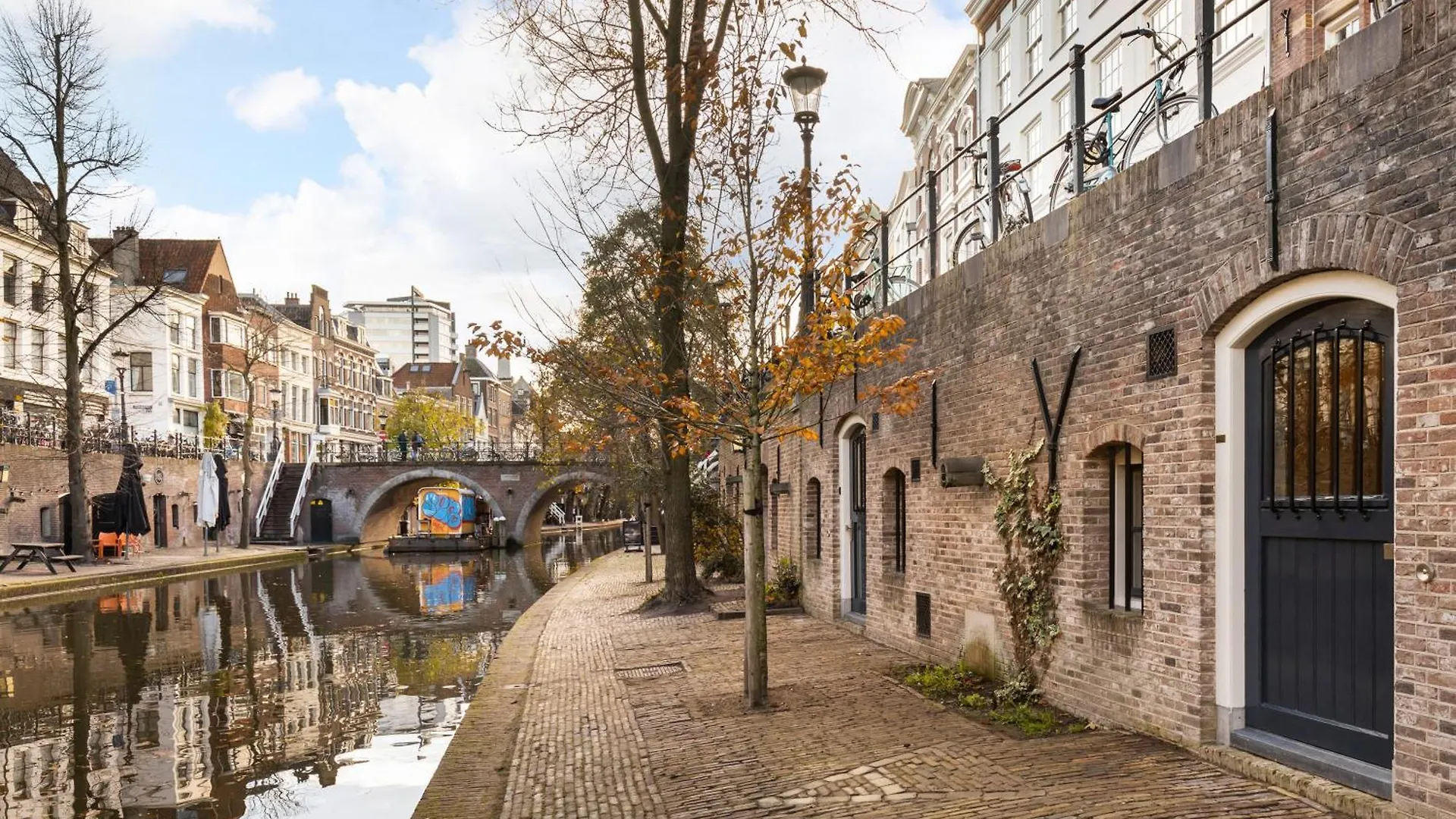 Holiday home 4P Unique Canal Apartment A Location In Utrecht